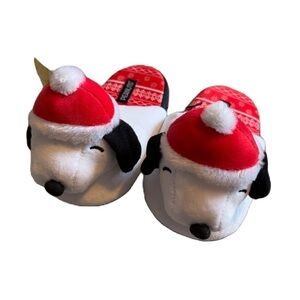 Peanuts Snoopy Christmas Slippers NEW 9/10 Red White Blue Santa Dog